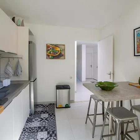 T3 Traversant Standing Garage Et Piscine Exterieure Gratuits Apartment *