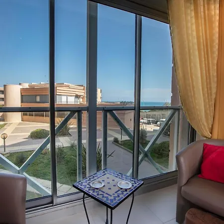 Apartment T3 Traversant Standing Garage Et Piscine Exterieure Gratuits *