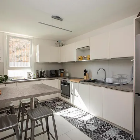 Apartment T3 Traversant Standing Garage Et Piscine Exterieure Gratuits Sete