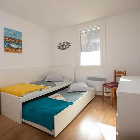 Apartment T3 Traversant Standing Garage Et Piscine Exterieure Gratuits Sete