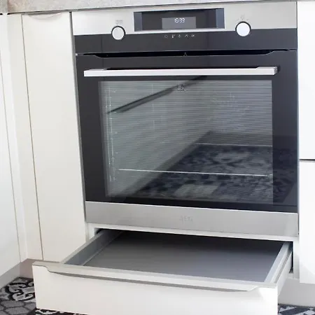 T3 Traversant Standing Garage Et Piscine Exterieure Gratuits Apartment Sete